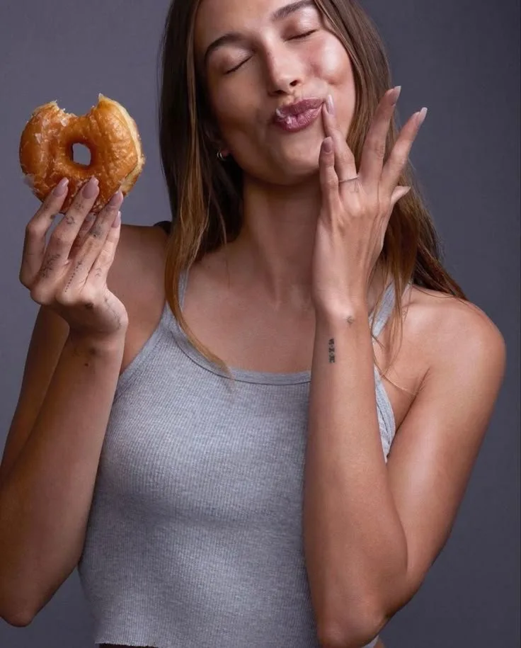 Uniform Face: Brain Rot Spoon-Fed to Women by Big Social Media